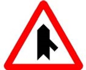 Intersección con prioridad sobre incorporación por la derecha